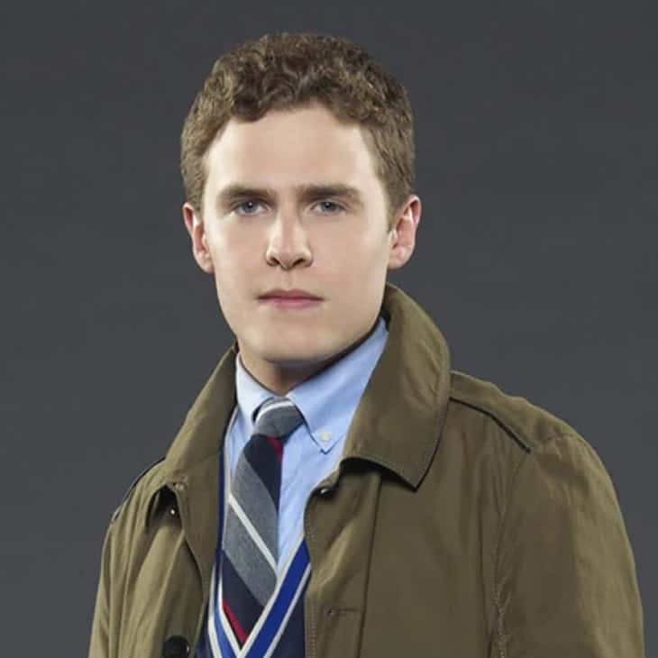 Iain De Caestecker